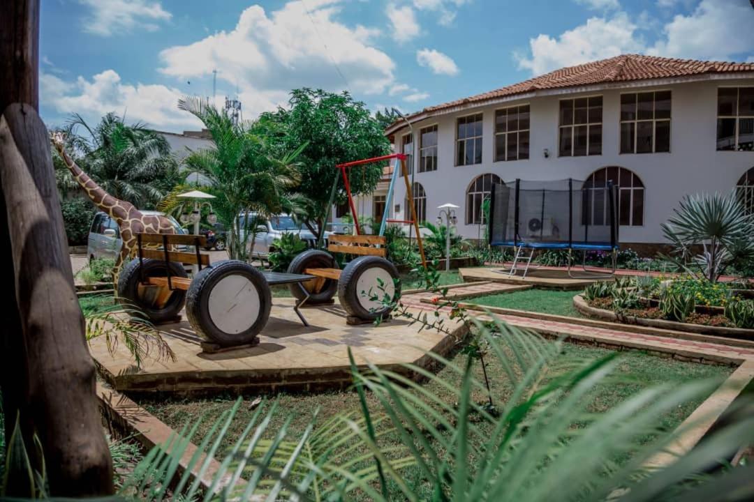 Kilimanjaro Crane Hotel Moshi Exterior foto