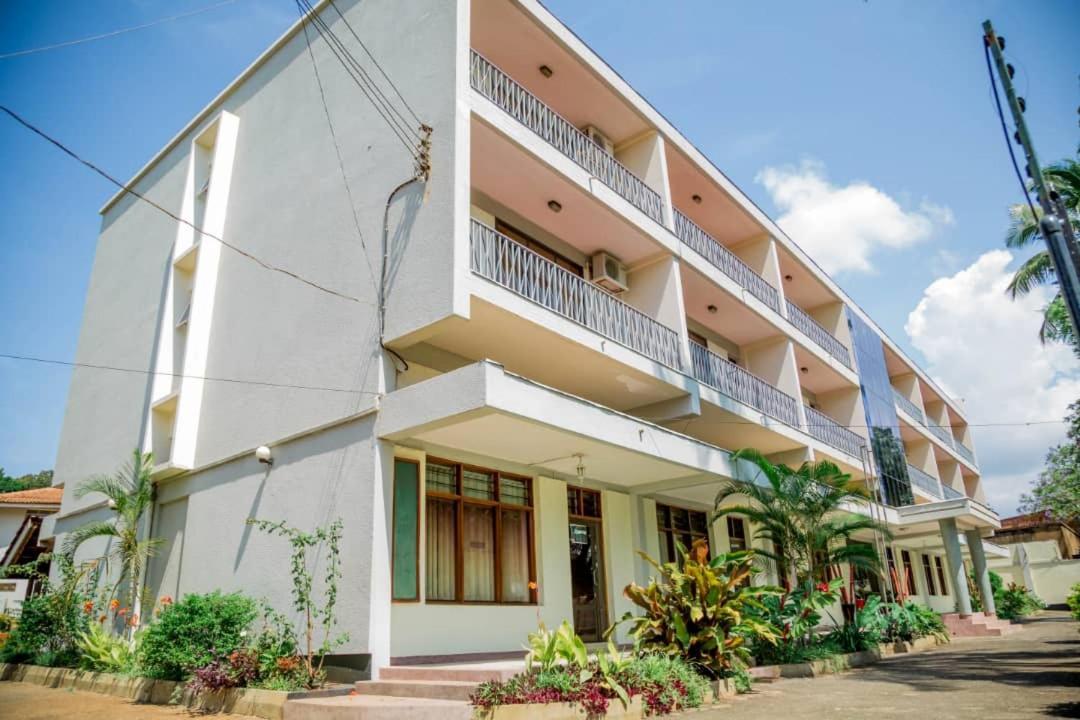 Kilimanjaro Crane Hotel Moshi Exterior foto